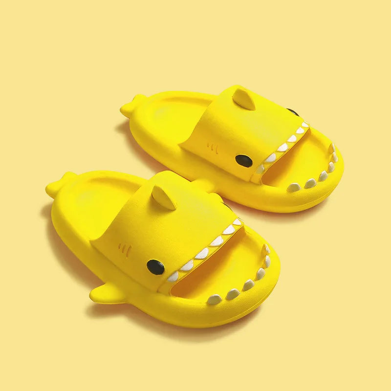 Chinelo Tubarão Infantil Slip On | Confortável e Antiderrapante