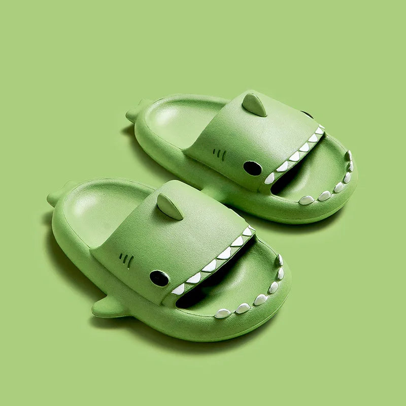 Chinelo Tubarão Infantil Slip On | Confortável e Antiderrapante