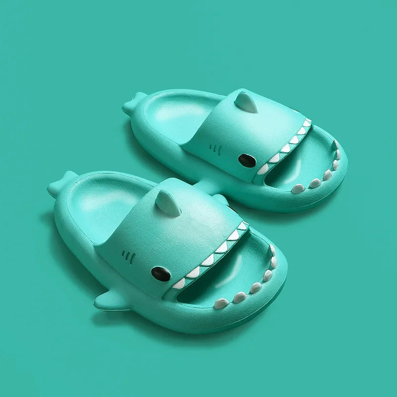 Chinelo Tubarão Infantil Slip On | Confortável e Antiderrapante