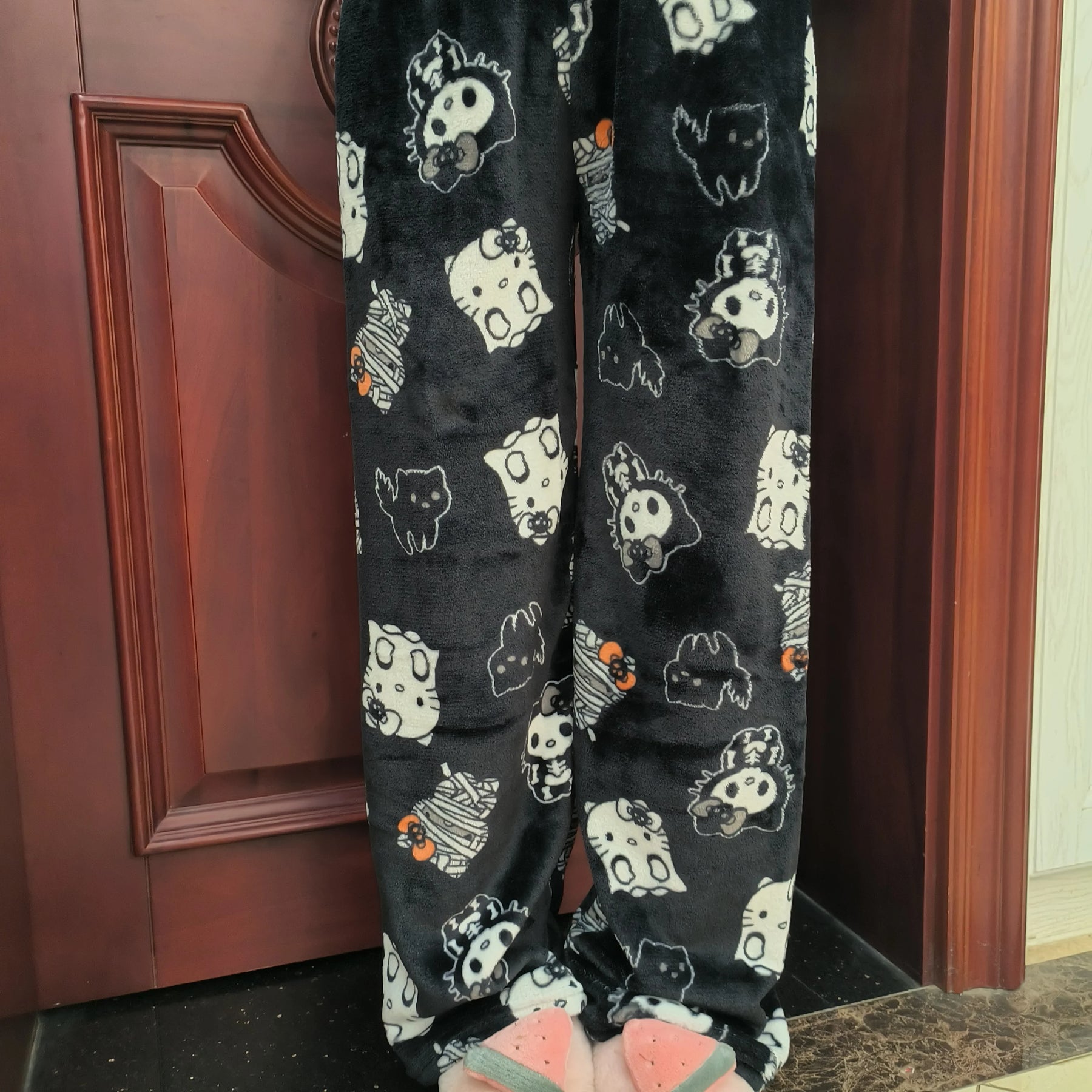 Calça de Pijama Feminina – Fleece Coral Macio com Estampa Hello Kitty e Personagens