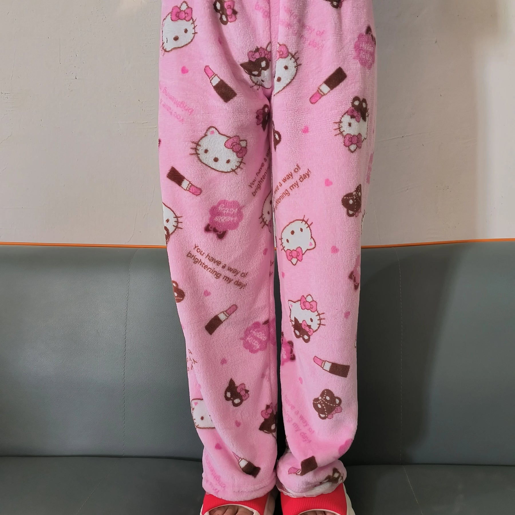 Calça de Pijama Feminina – Fleece Coral Macio com Estampa Hello Kitty e Personagens