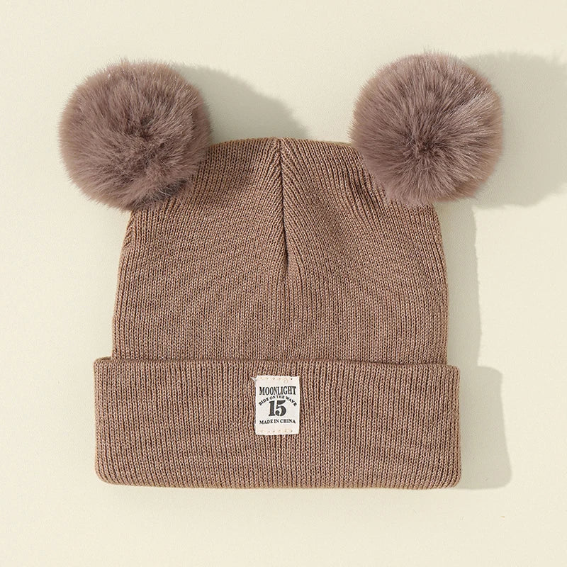 Gorro Infantil com Pompom – Quentinho e Confortável para Bebês de 0 a 3 Anos