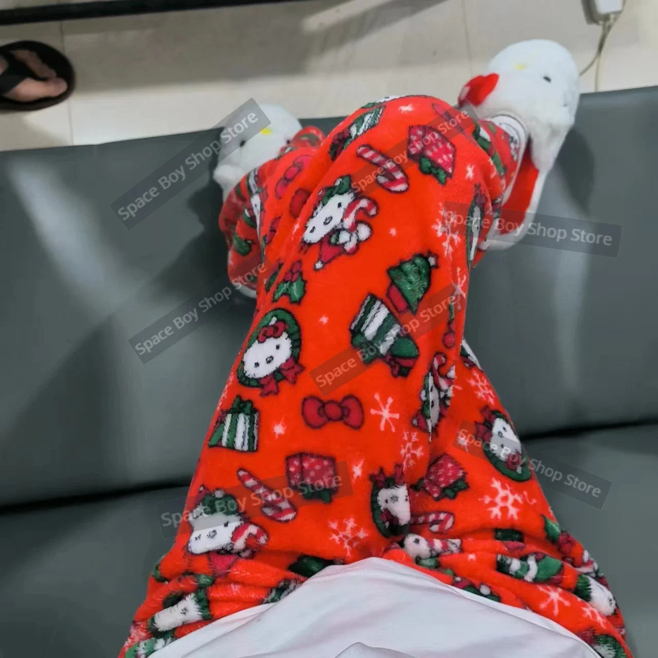 Calça de Pijama Feminina – Fleece Coral Macio com Estampa Hello Kitty e Personagens