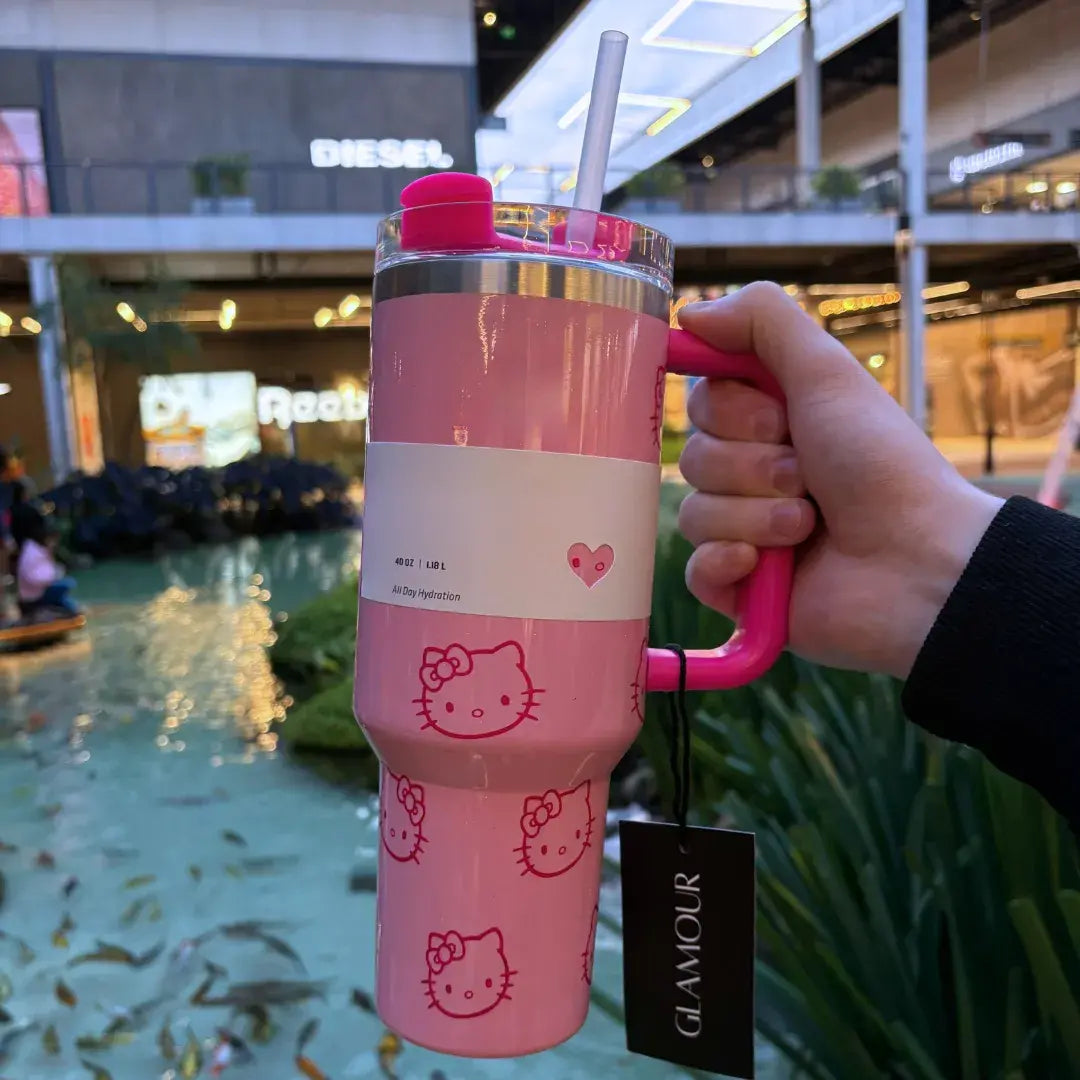 Copo Térmico 2.0 Hello Kitty | Edição Limitada 1,18L - Estilo e Conforto para Sua Hidratação