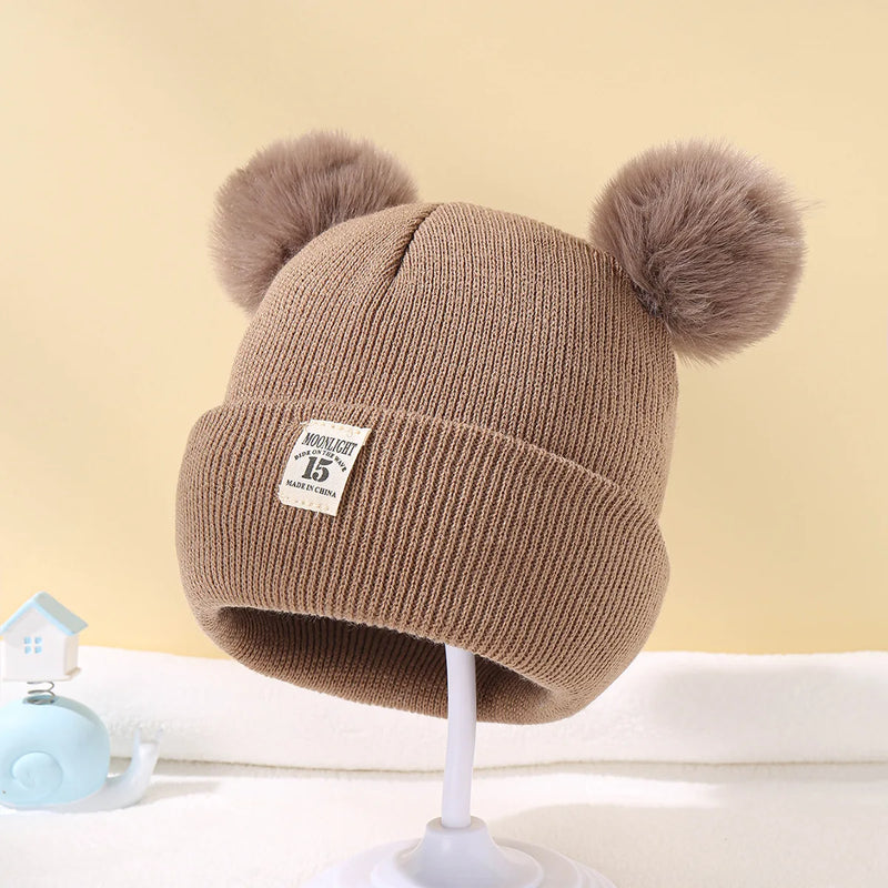 Gorro Infantil com Pompom – Quentinho e Confortável para Bebês de 0 a 3 Anos