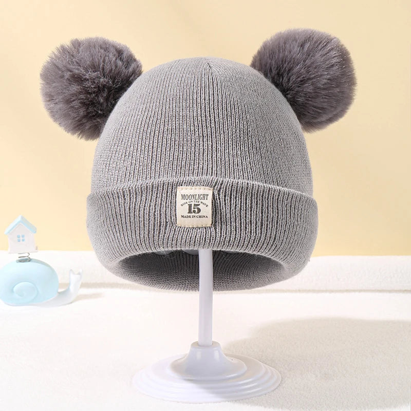 Gorro Infantil com Pompom – Quentinho e Confortável para Bebês de 0 a 3 Anos