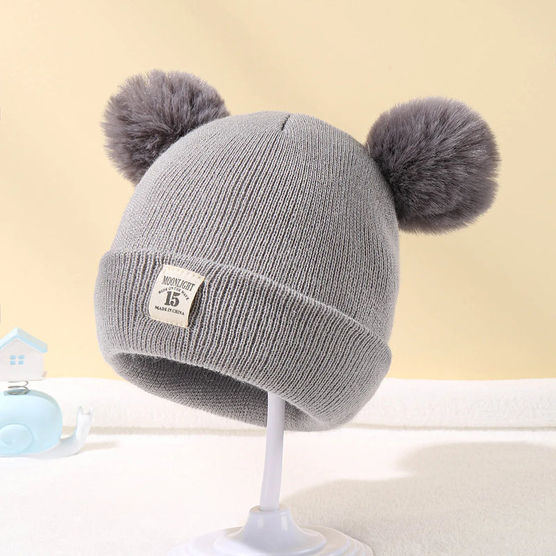 Gorro Infantil com Pompom – Quentinho e Confortável para Bebês de 0 a 3 Anos