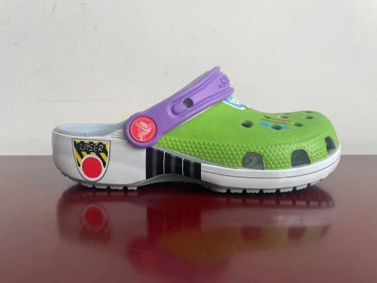 Sandália Infantil Buzz Lightyear Toy Story – Antiderrapante, Leve e Divertida para Praia e Casa
