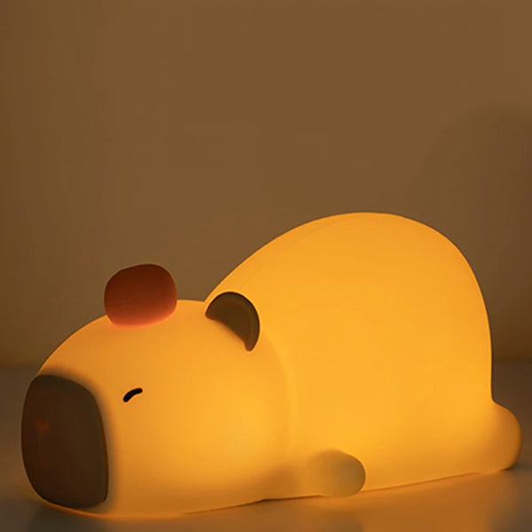 Luminária Capivara de Silicone – Luz Noturna LED Recarregável para Crianças